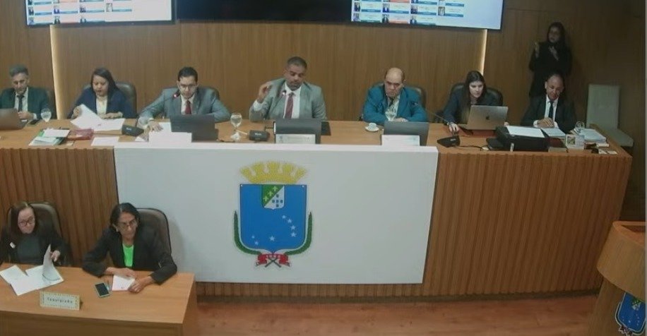 EDITORIAL: HARMONIA ENTRE OS PODERES, RESPEITO À LEI E DEFESA DO CIDADÃO