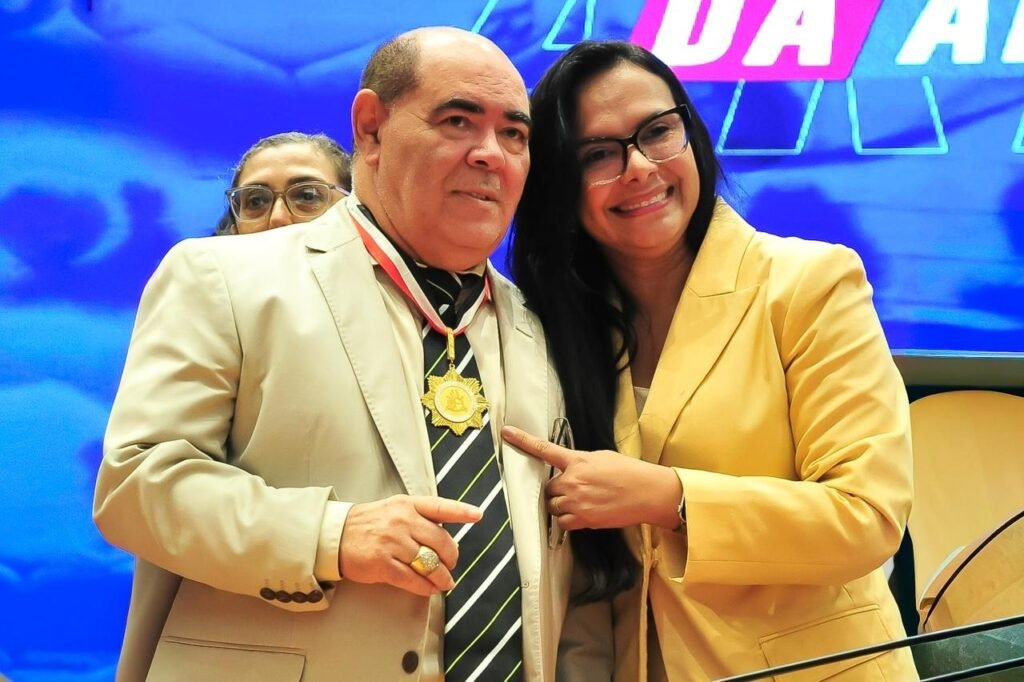 COM EXPERIÊNCIA, PRESENÇA NAS COMUNIDADES E ALIANÇAS CONSTRUÍDAS COM RESPONSABILIDADE, ASTRO DE OGUM E ANA DO GÁS INTENSIFICAM AGENDA SOCIAL E POLÍTICA NA GRANDE ILHA