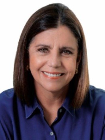POR QUE ROSEANA APARECE DISPARADA NAS PESQUISAS PARA O SENADO?