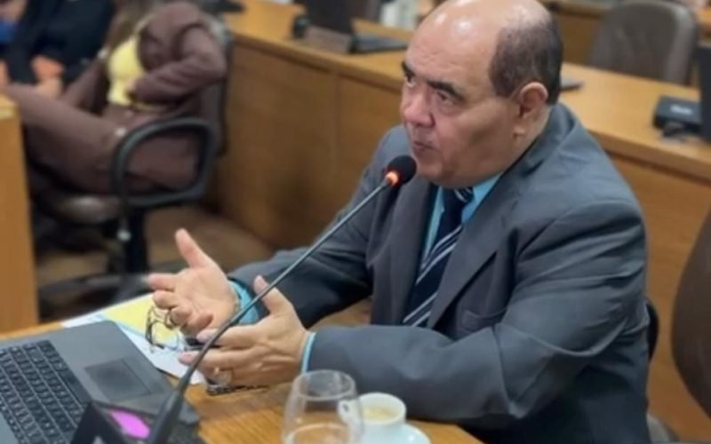 CÂMARA APROVA PROJETOS DE ASTRO DE OGUM PARA FREAR ABUSOS EM FISCALIZAÇÕES