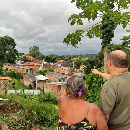 PISAR NO BARRO NÃO É PISAR NO ASFALTO: A ROTINA INTENSA DE ASTRO DE OGUM ENTRE O LEGISLATIVO E AS COMUNIDADES