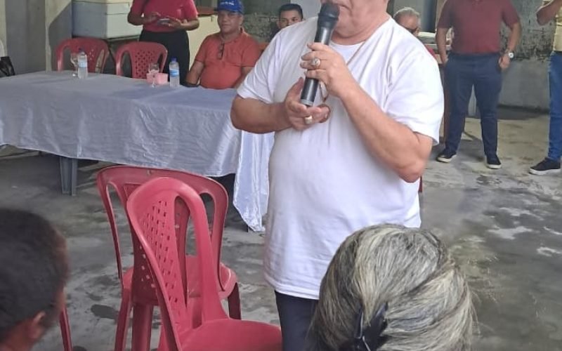 ASTRO DE OGUM, O PARLAMENTAR QUE DEIXA O ASFALTO PARA PISAR NO BARRO, SEGUE EM RITMO ACELERADO NAS COMUNIDADES DA GRANDE ILHA