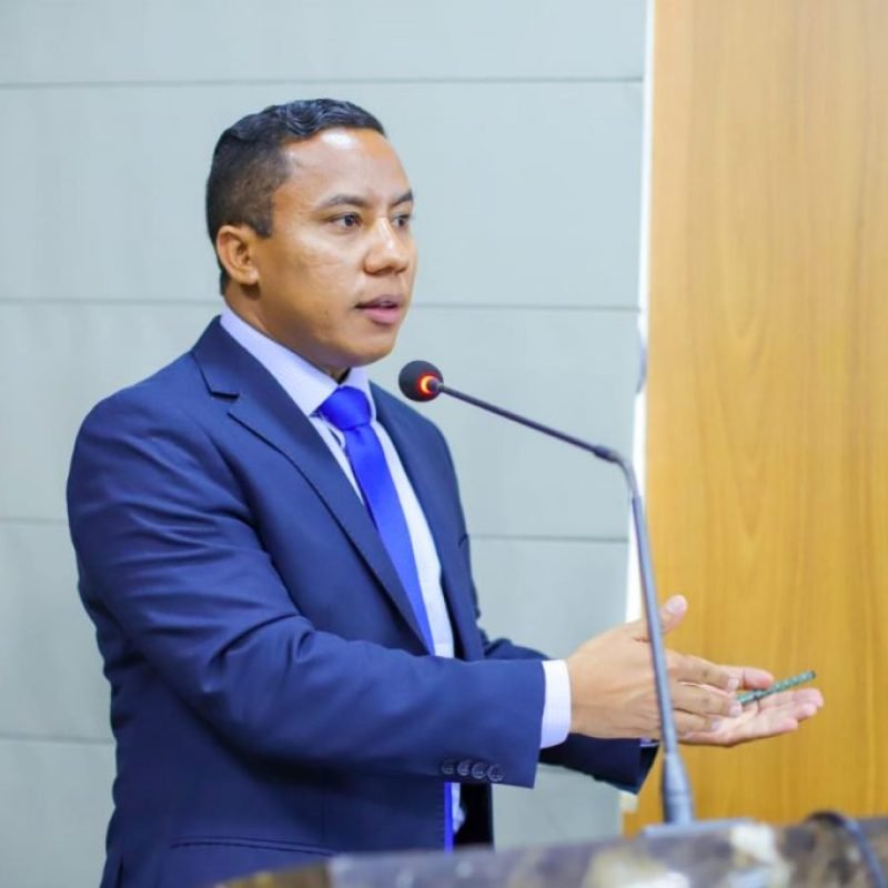 PENHA, COM 86 LEIS APROVADAS EM APENAS DOIS MANDATOS, É UM PARLAMENTAR COMPROMETIDO COM OS DIREITOS DA SOCIEDADE