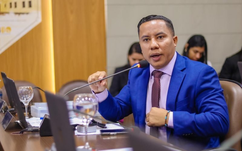 RAIMUNDO PENHA: UMA ATUAÇÃO PARLAMENTAR QUE INSPIRA UMA SÃO LUÍS MAIS INCLUSIVA E SOLIDÁRIA