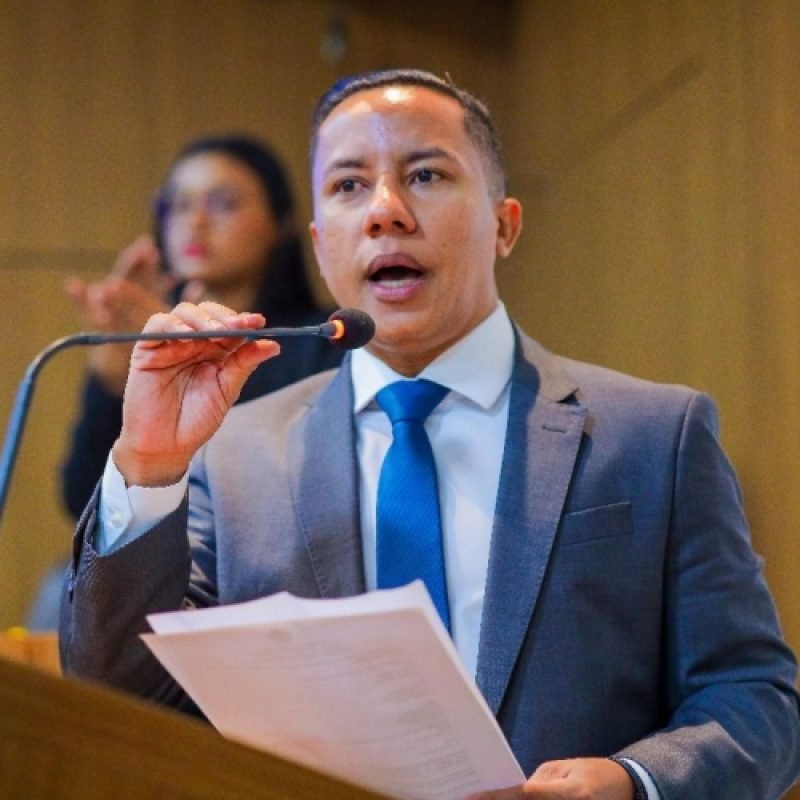 PENHA, EXEMPLO DE PARLAMENTAR ATUANTE NAS MAIS DIVERSAS ÁREAS E PARA TODOS OS PÚBLICOS