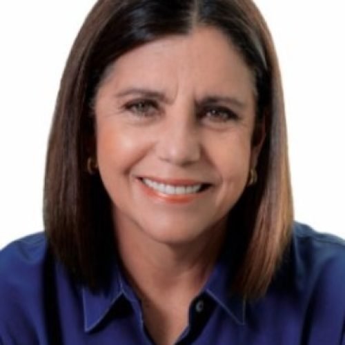 POR QUE ROSEANA APARECE DISPARADA NAS PESQUISAS PARA O SENADO?