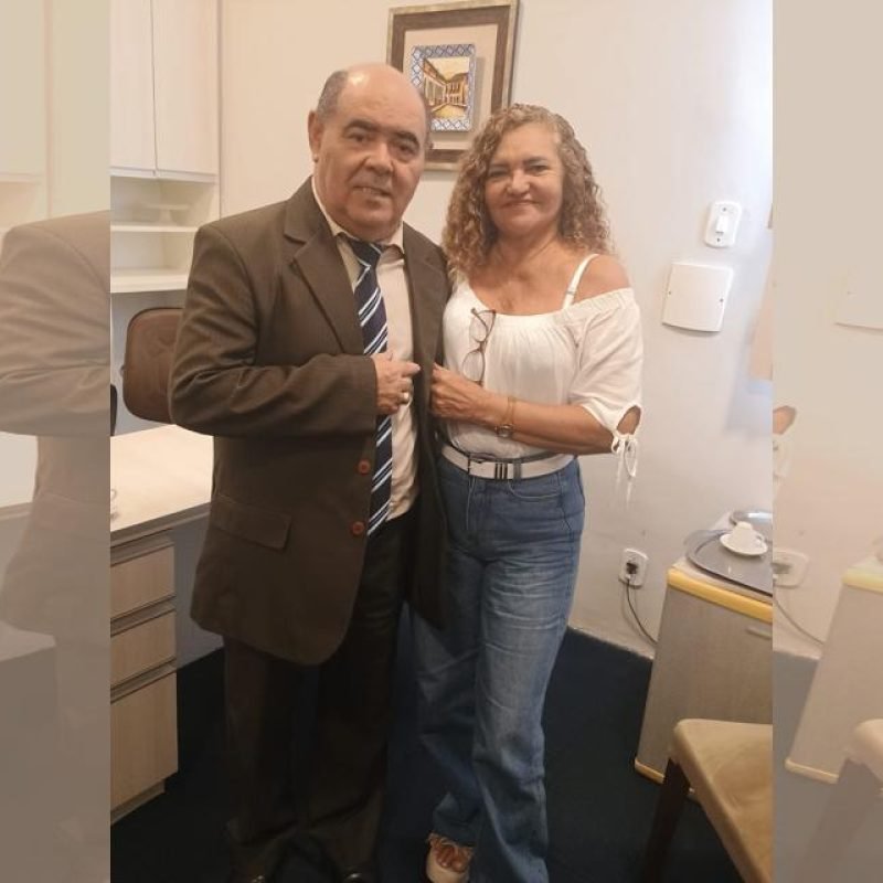 MAIS DO QUE VEREADOR, COM ATUAÇÃO DE PREFEITO, ASTRO DE OGUM RECEBE A NOVA PRESIDENTA DA UNIÃO DOS MORADORES DO SÁ VIANA