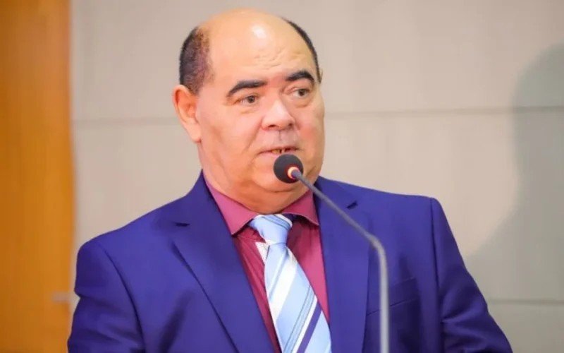 ASTRO DE OGUM, PARLAMENTAR DOMÉSTICO TOMADO PELA INCLUSÃO E VISÃO DE MUNDO