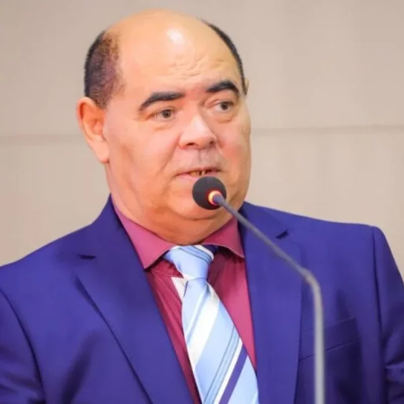 ASTRO DE OGUM, PARLAMENTAR DOMÉSTICO TOMADO PELA INCLUSÃO E VISÃO DE MUNDO