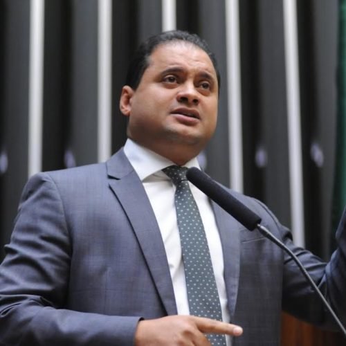 ANÁLISE DA POLÍTICA: COMO O ESTRATEGISTA WEVERTON ROCHA PENSA E TRABALHA PELO BRASIL PARA BENEFICIAR O MARANHÃO