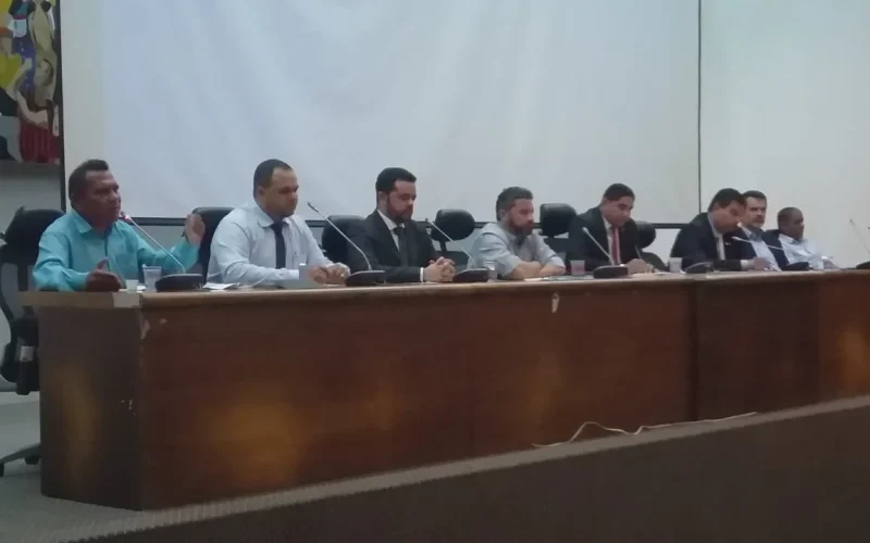 POR QUAIS MOTIVOS A MAIORIA DAS LEIS NÃO SÃO CUMPRIDAS?